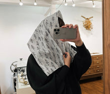 画像をギャラリービューアに読み込む, 針葉樹林の手拭い
